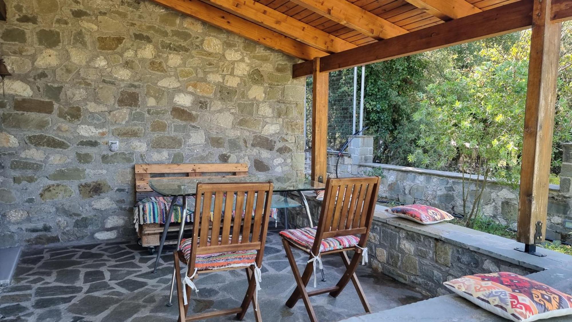 House With Big Garden And Barbeque In Nature Vurgaréli Kültér fotó