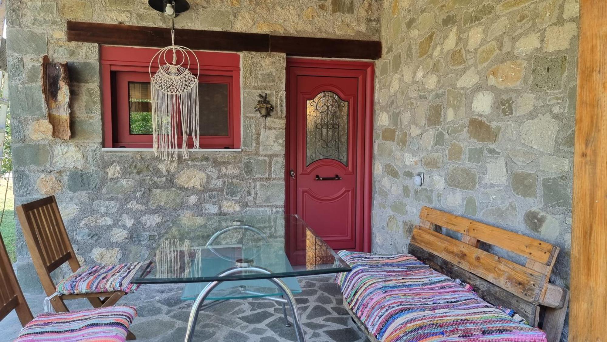 House With Big Garden And Barbeque In Nature Vurgaréli Kültér fotó